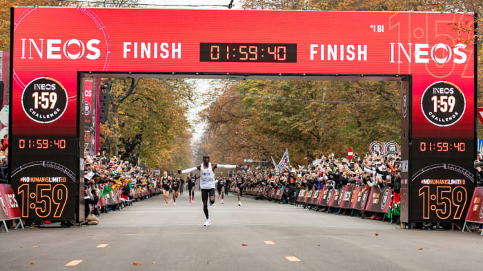 eliud kipchoge crosses the finish line of the ineos 159 challenge in 1 hour 59 minutes and 40 seconds for the fastest marathon ever
